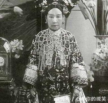 慈禧写|慈禧虽遗臭万载，但她的这首诗，却至今流传，经常被人挂在嘴边