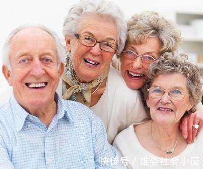 心脑血管|中老年如何预防癌症?提醒:日常做好5件事,或许能防住癌细胞