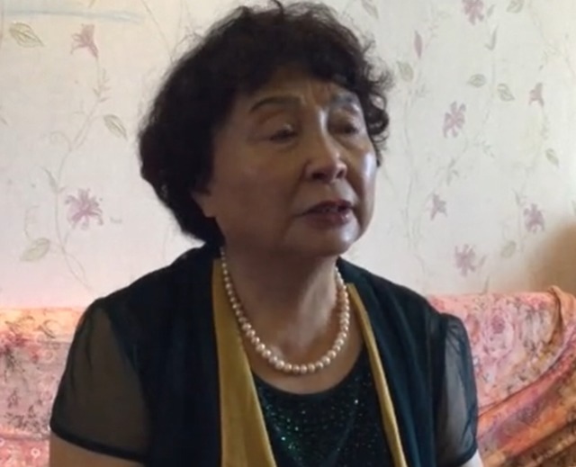 试管婴儿|60岁高龄产妇冒死产下双胞胎,如今生活凄惨、家徒四壁,值得吗