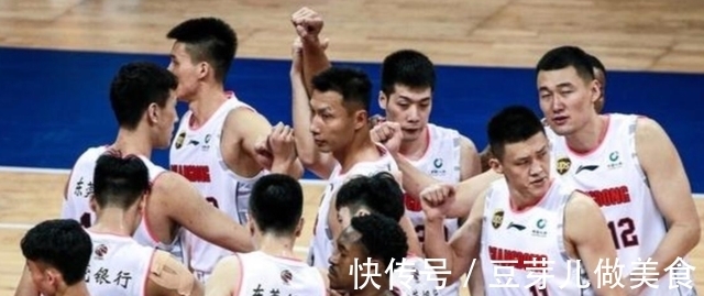 進(jìn)球|宏遠(yuǎn)與遼籃的差異，遼籃進(jìn)球后過度慶祝，可能會(huì)被廣東抓住機(jī)會(huì)