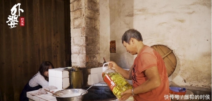 正宗|正宗江南小吃,取了个吓跑食客的名字,老师傅说祖宗起的名不能改