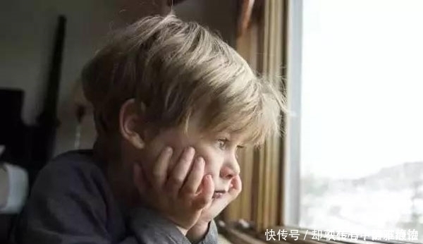 亲子关系|家长吼骂孩子时，娃出现这几种反应要警惕，可能心理出现了问题