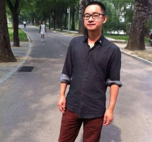 外卖哥雷海为夺冠众人鼓掌,为何彭敏夺冠不讨喜?读读他这段文字