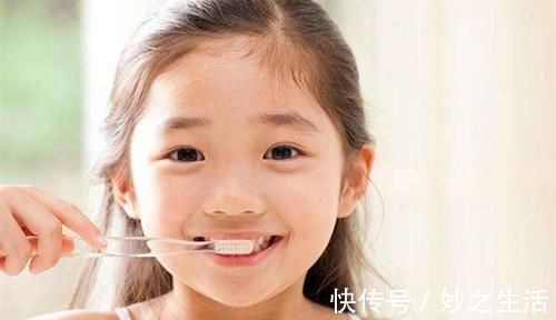 检查|“你嘴巴好臭”,孩子因嘴臭被欺负,送医检查后取出的颗粒确实臭