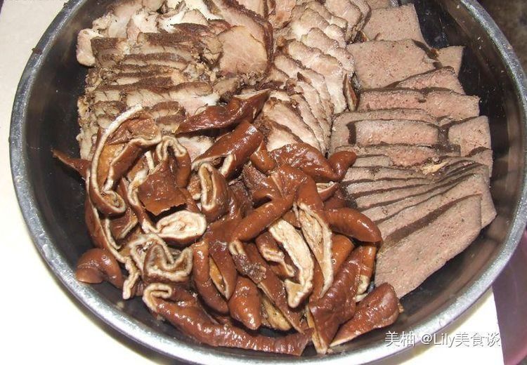 这是我吃过最下饭的家常菜,好吃的狠!没吃三碗饭都不轻易起身