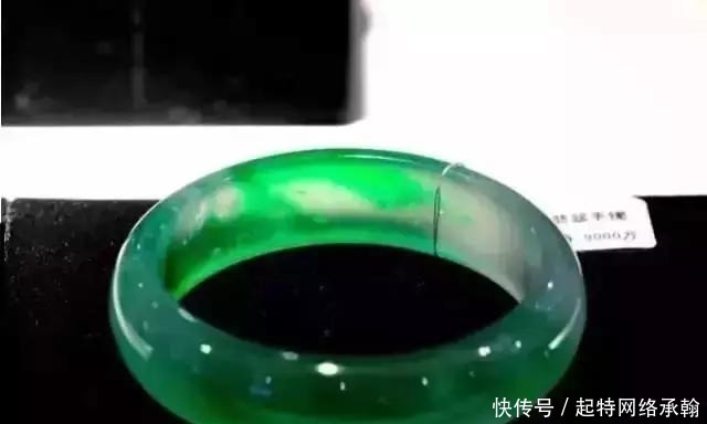 6万买的飘花翡翠手镯,行家却说只值6千,少的这个0哪儿去了?