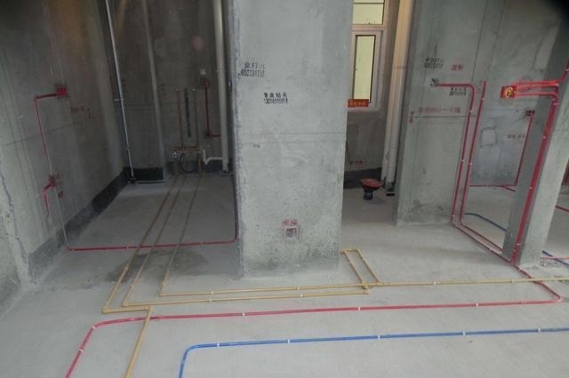 线管|水电改造别做横平竖直了,这样做省钱又实用,内行人如今都选这种