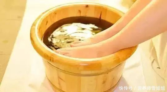 寒冬|今日冬至,饮一汤,食二果,揉三处,做四事,寒冬少生病,更健康