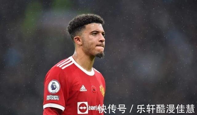 转会|国际足联发布公告!C罗和曼联终于拿了个第一,球迷却称很扎心