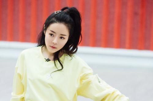 安又琪 安又琪的淘汰揭开了“浪姐2”的面纱!张柏芝为什么敢划水?懂了