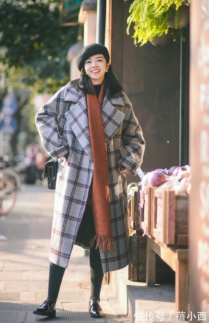 博主|大衣“买精不买多”,跟三木博主学,搭配裤子、半身裙超级显贵