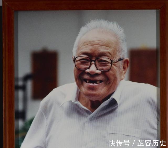 不值一提|马未都,“就是个倒腾古董的”与这4位同行比,他确实不值一提