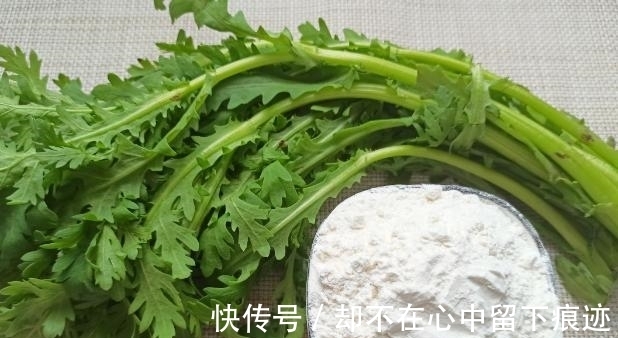 清蒸茼蒿|立冬后，懂行的人都吃它，被称“皇帝菜”，养肝明目，清肺化痰