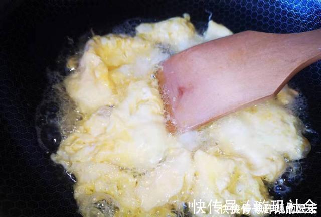 阳哥|做西红柿炒蛋注意这一步，味道直接好吃两倍，新手也能做出大厨味
