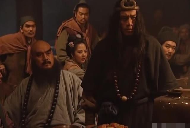  武松|鲁智深、武松、林冲为啥被称为梁山上最没人敢惹的三人组？