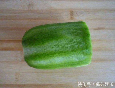 早餐|别再给孩子吃路边摊了,在家做早餐只需10分钟,一拌一煎就搞定