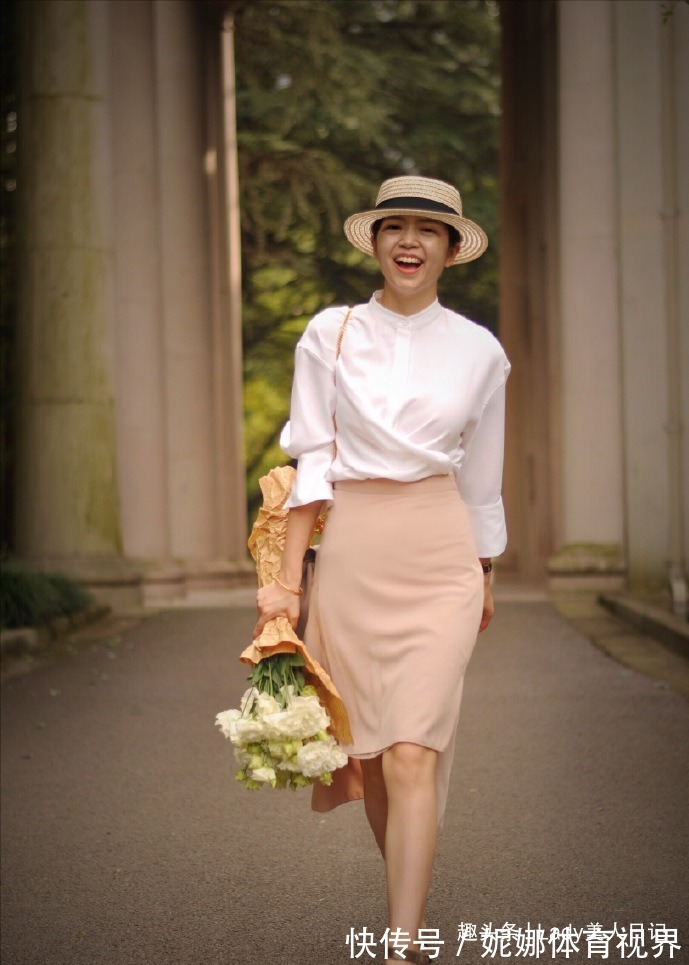 优雅 三木母女凭什么优雅?“一个理论+穿搭”关键词拆解,太值得借鉴
