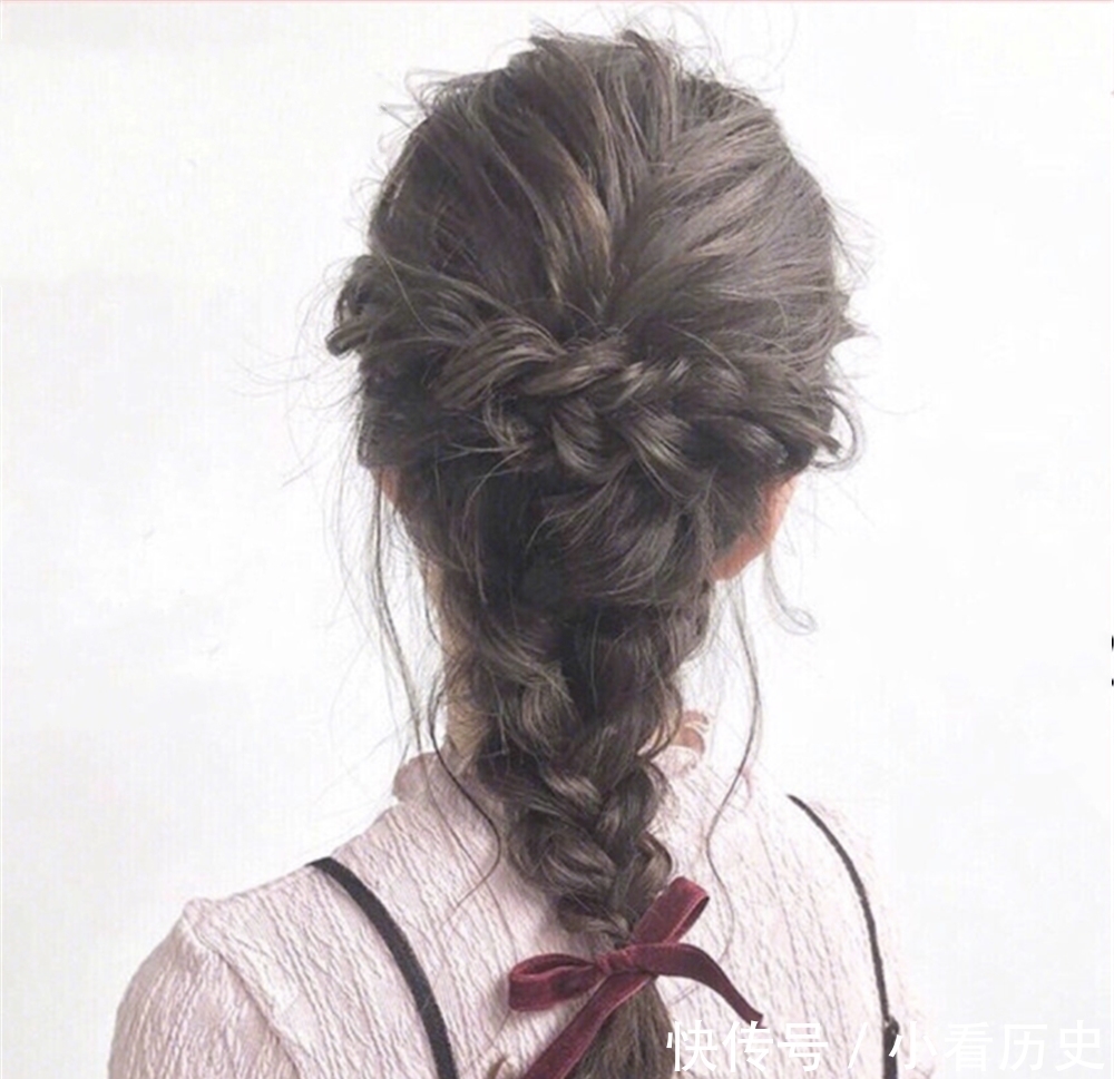 lo 想要成为洛丽塔种草机?你得先学会编这几种lo式发型