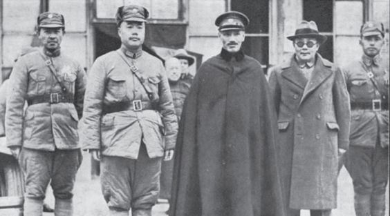 班长|500大刀队勇士出发前,班长突然跪在了军长宋哲元面前