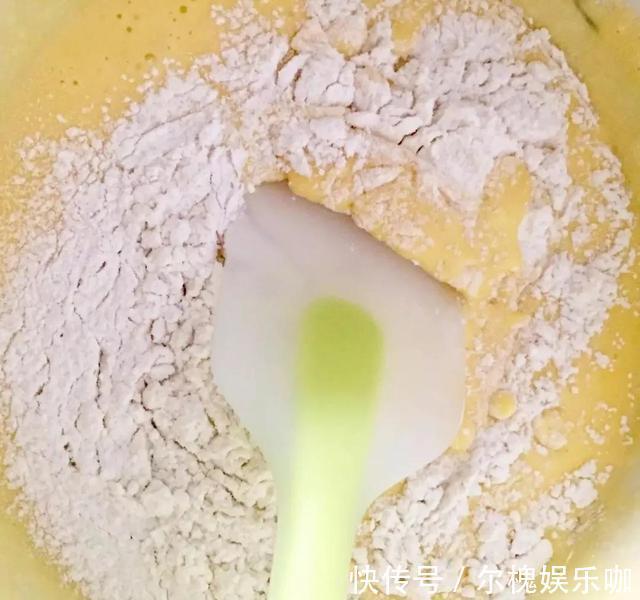 甜品|私房最爱|低成本裸蛋糕引领甜品潮流,步骤简单在家就能做