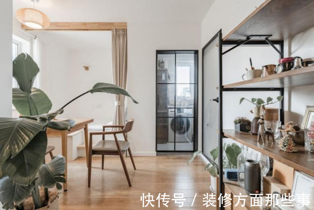 空间|88平现代简约风大量的原木着大白墙，干净澄明有质感的空间