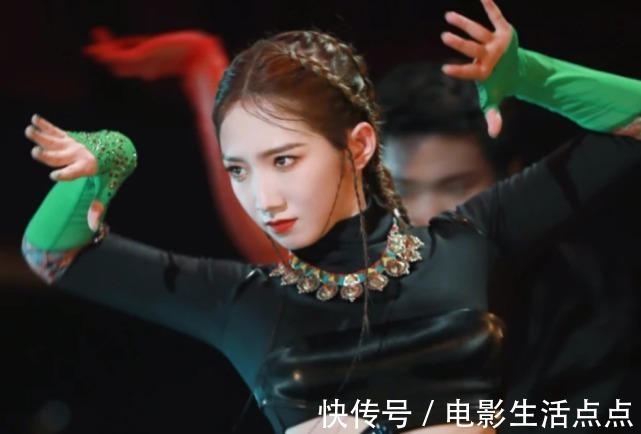 佟丽娅|《舞蹈生》开播引关注,金晨跳舞秀身材,佟丽娅台上台下两种画风