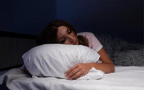 驱动力|为什么失眠会找上你?如何快速入睡?掌握这4点,助你睡得香