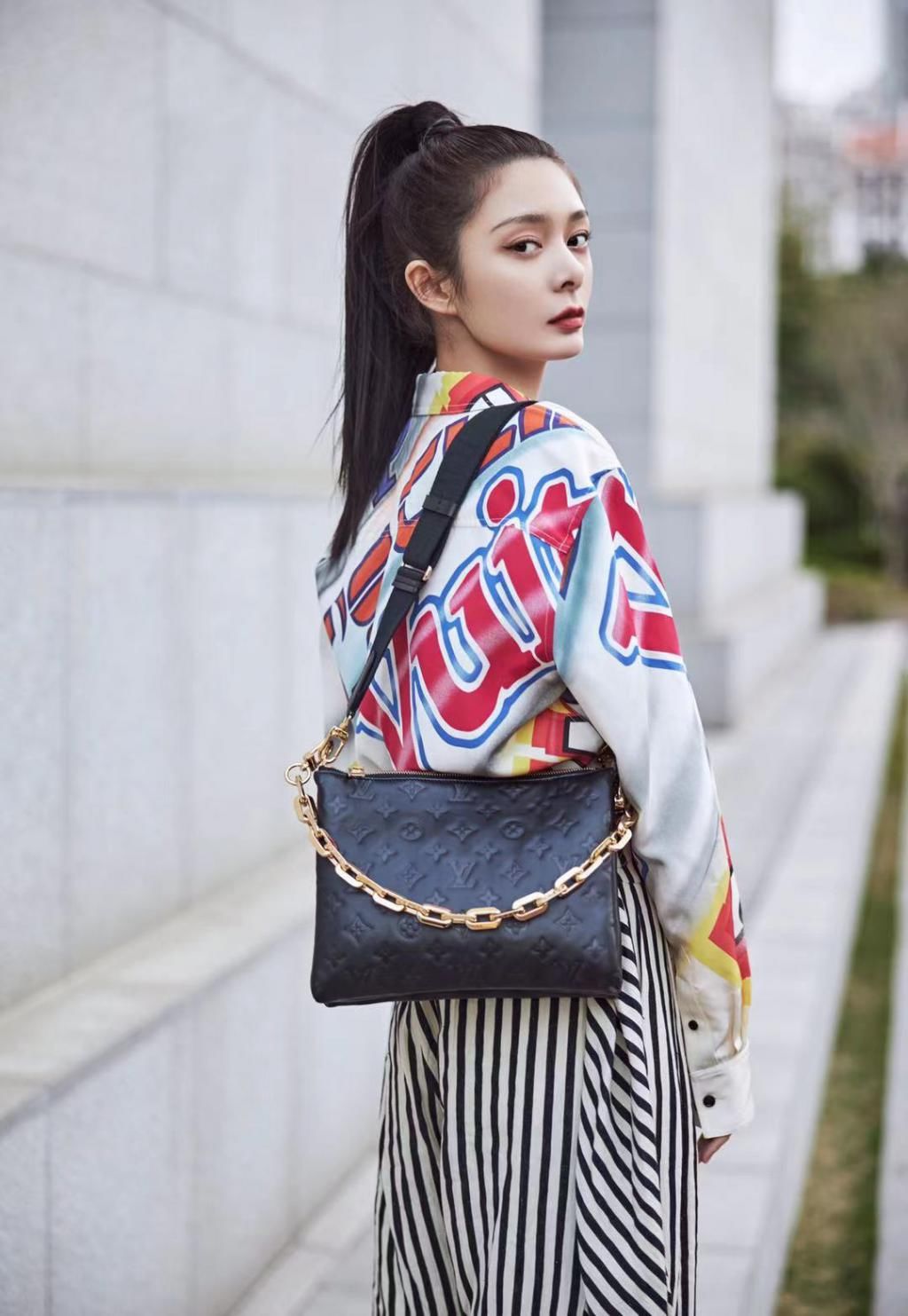 女生穿搭可以学傅菁look，可盐可甜