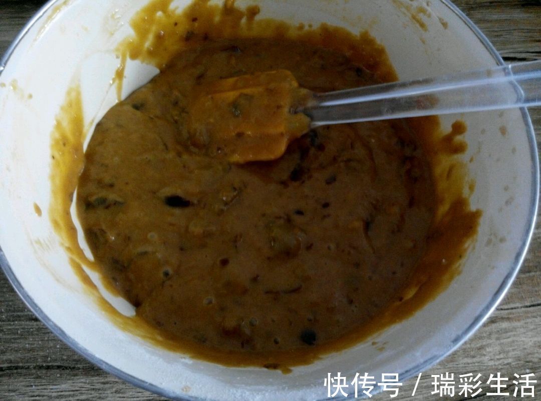 鸡蛋黄|美味好吃的红糖枣糕，制作简单，营养健康
