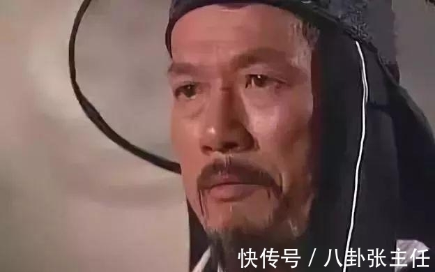 黑白子&天王老子也害怕,笑傲中向问天单挑梅庄四友,能打的过吗