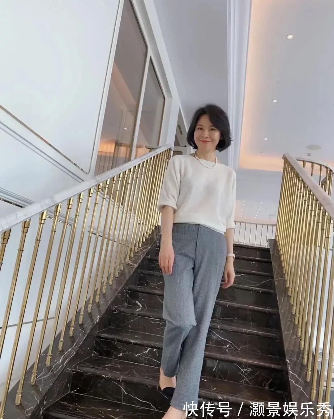 驼色 这才是50、60岁女人该有的穿搭,不装嫩也不老气,优雅而高级