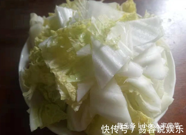 白菜和他才是绝配，冷天吃最合适，比人参还营养，孩子多吃身体