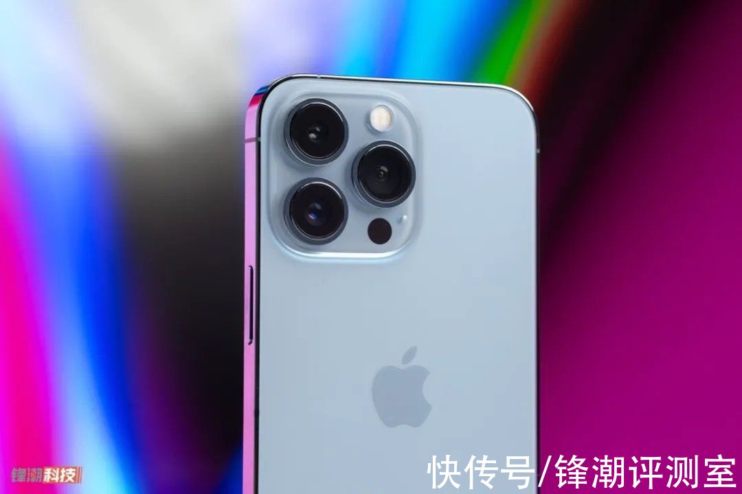 苹果|离谱，iPhone 13 现重大粉屏 BUG