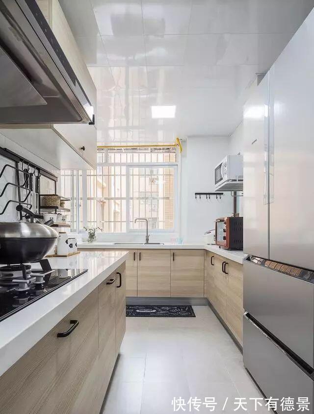 两居室|闺蜜的90㎡北欧两居室，全包14万，卫生间清爽的色调，非常不错