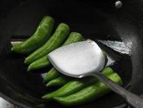 川味美食虎皮青椒，看一遍学会，比肉还香，配米饭一口一个才过瘾