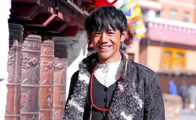 漫画|丁真火到了日韩！日本粉丝画漫画应援，韩国称其为“女心狙击”！