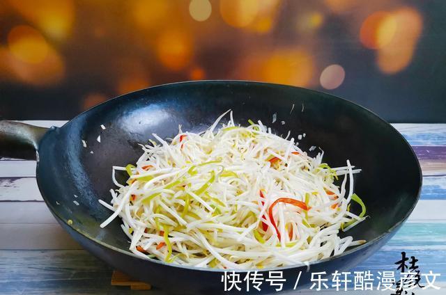 七夕节|七夕，家有女儿可要吃“七夕面”，女儿心灵手巧，银针银线好姻缘