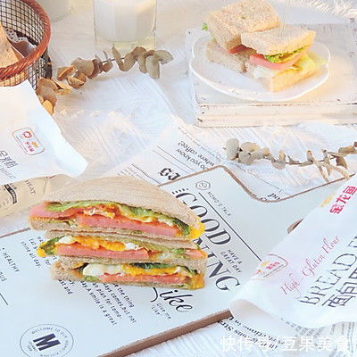 低热量全麦吐司三明治比卖的还好吃，简单易做味道棒