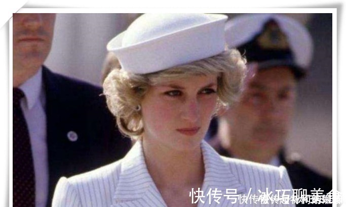 一手|戴妃包:由戴安娜王妃一手带火,至今仍是经典,人人都爱拎