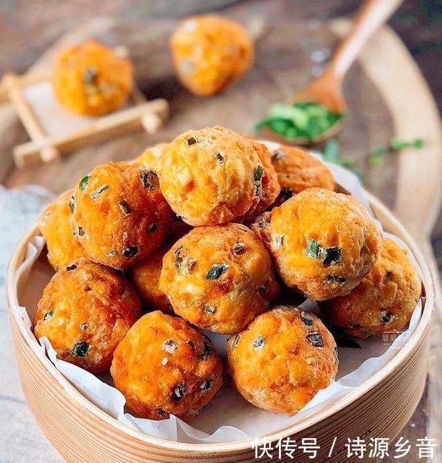  冰箱|冰箱里的剩馒头，换个花样做，外酥里嫩，个个金黄，简直好吃上天