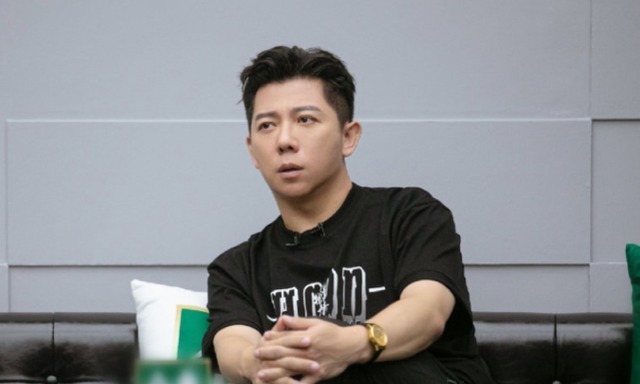 林志炫|《哥哥》选人看点多,各组都想避开林志炫,胡海泉再次在线吃瓜