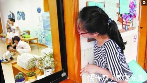 朋友家|宝宝扯断幼儿园老师“金项链”,妈妈的处理方法被称赞:情商真高