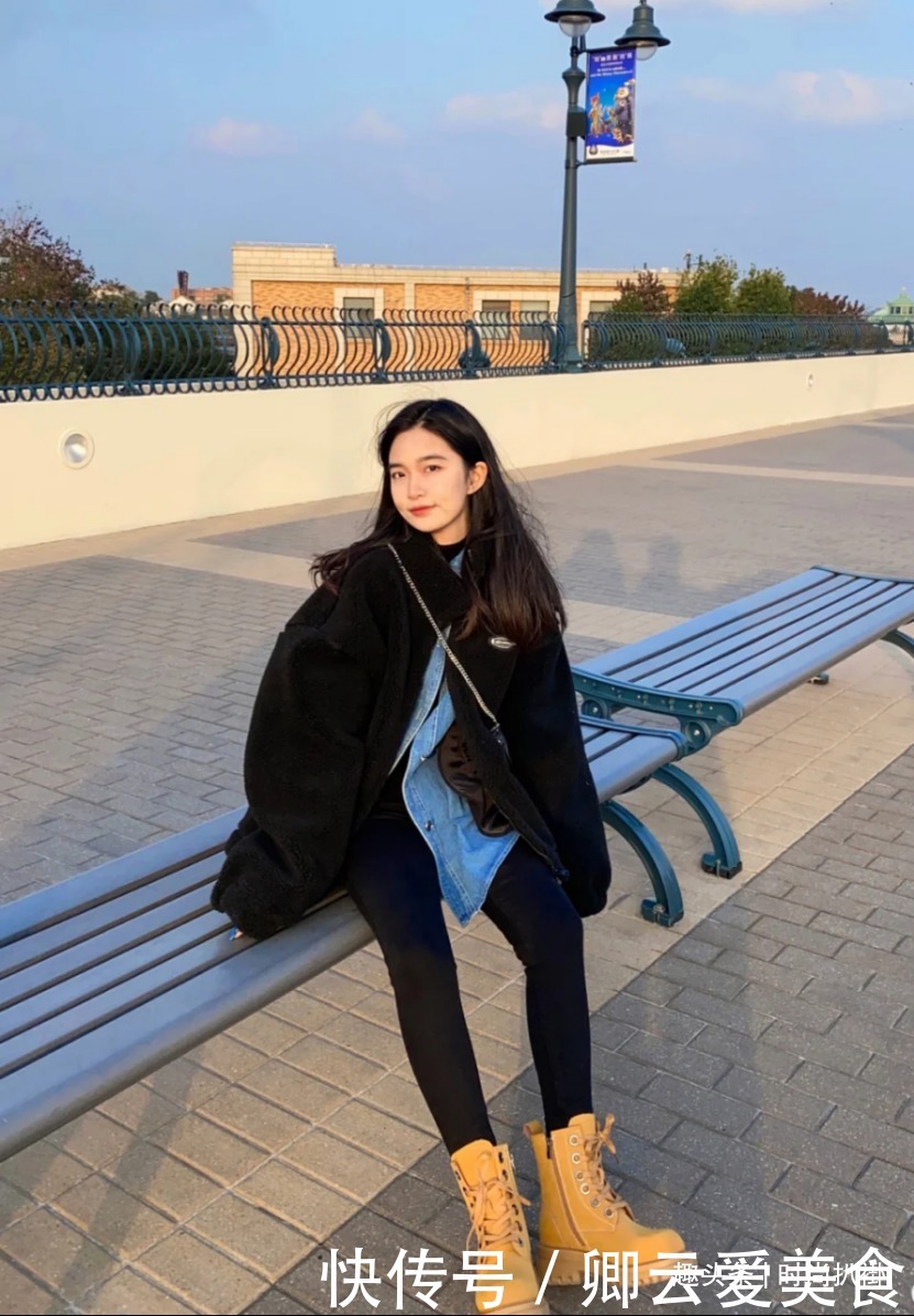 今年流行的鞋子搭配都在这儿了!照着穿就超级美,整个冬季不用愁