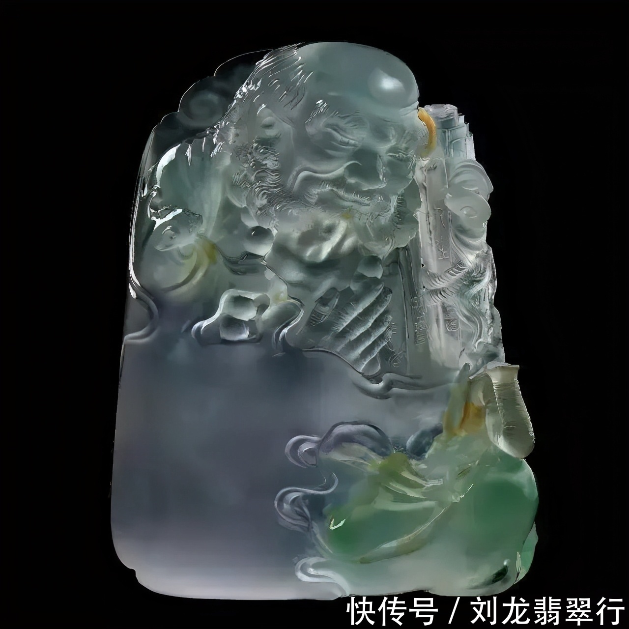 玉雕师的灵感,一块有裂的翡翠,竟然神奇地刻出骑象罗汉尊神!