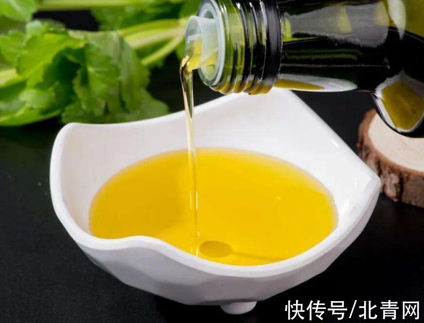 饱和型|炒菜时放的这种料，正悄悄摧毁全家人的血管，很多人竟还愿意多放？真让人害怕