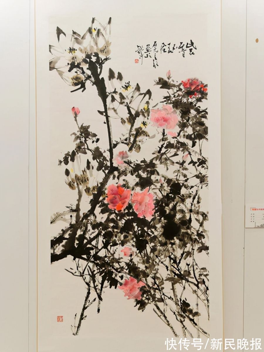 艺术家|参展艺术家年龄横跨“60后”“00后”……这个作品展正在“大书柜”举行