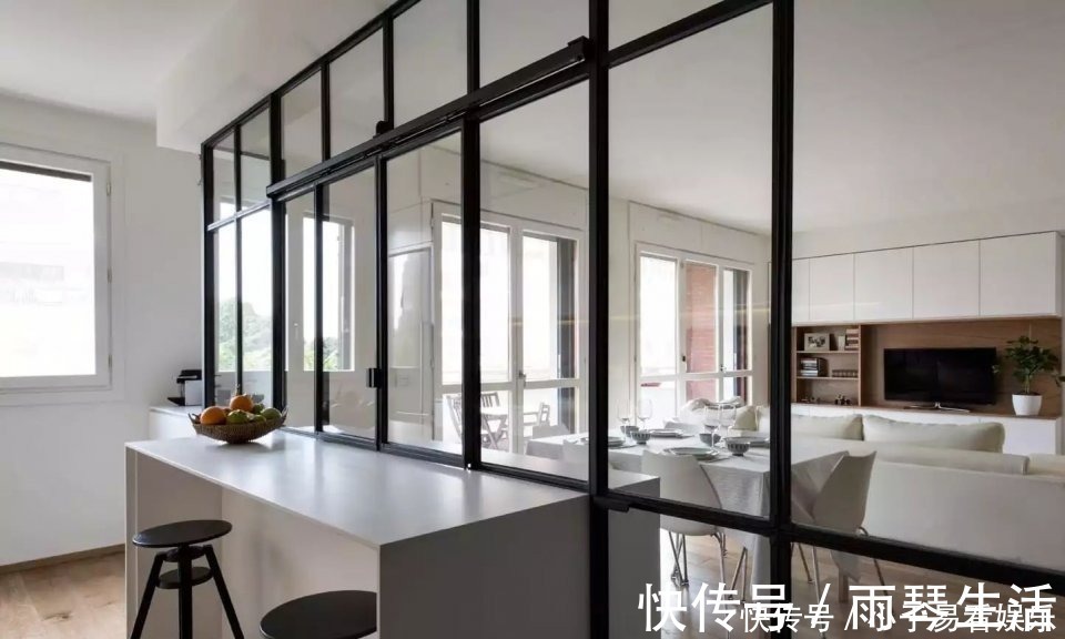 通透感|越来越多人喜欢装室内窗，用在家中更有通透感，别再砌实墙了