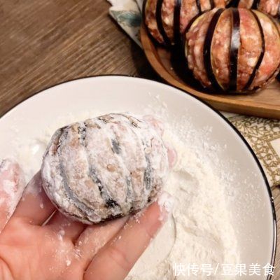 年夜饭必备～日食记也推荐的「糖醋灯笼茄子」，开胃下饭巨好吃