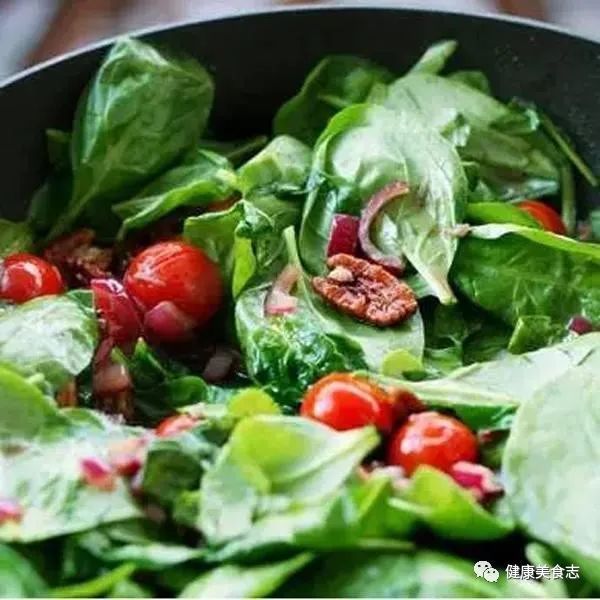 三文鱼片|女人体重一旦过百,4道菜要多吃,刮油又减脂,赶跑大肚腩!