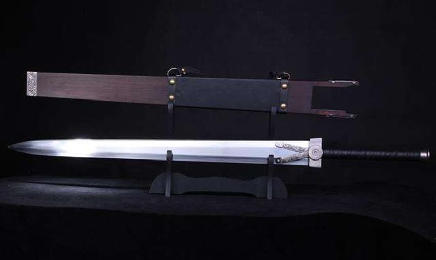 名剑记$古代四大诡异剑:一种燕子变,一种最诡异,喊“我在此”便飞胸前